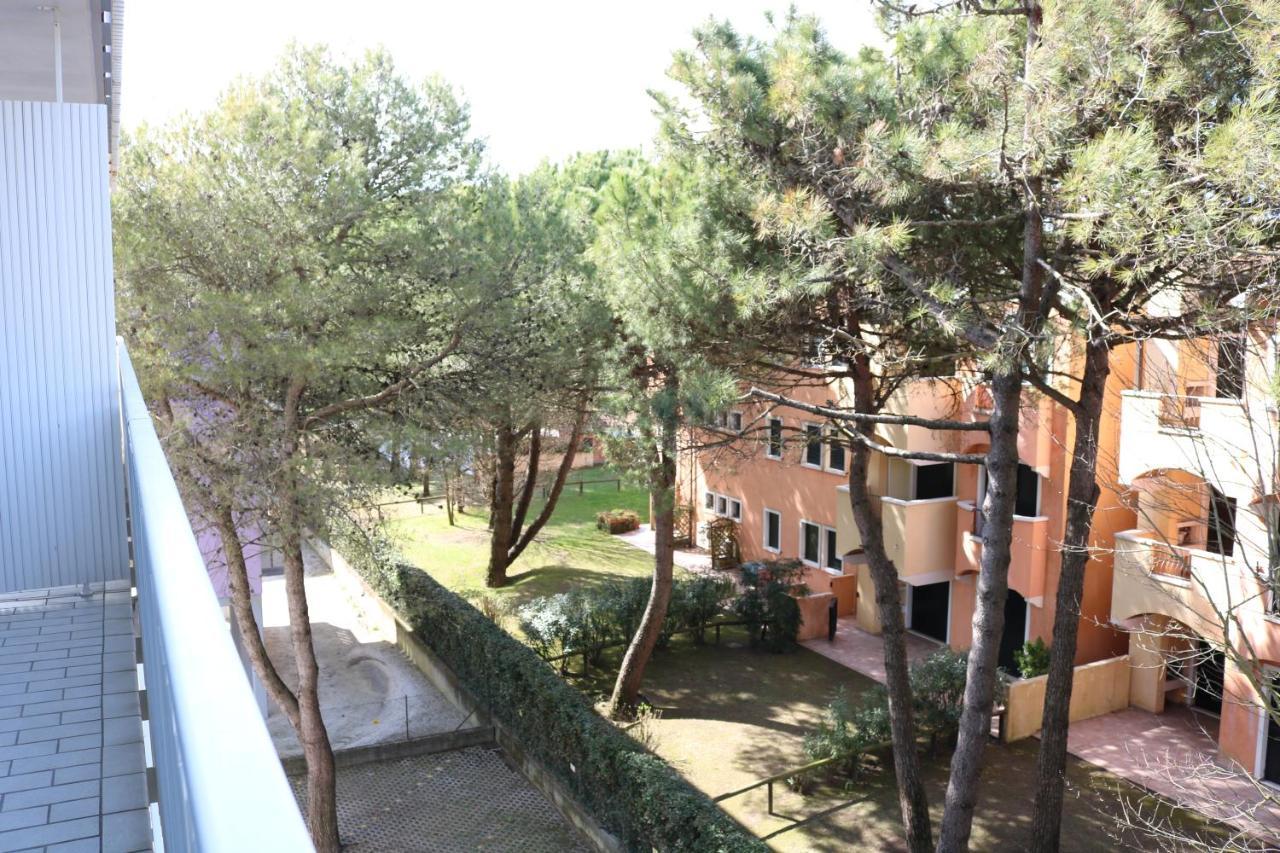 Condominio Sabrina Bibione Eksteriør bilde